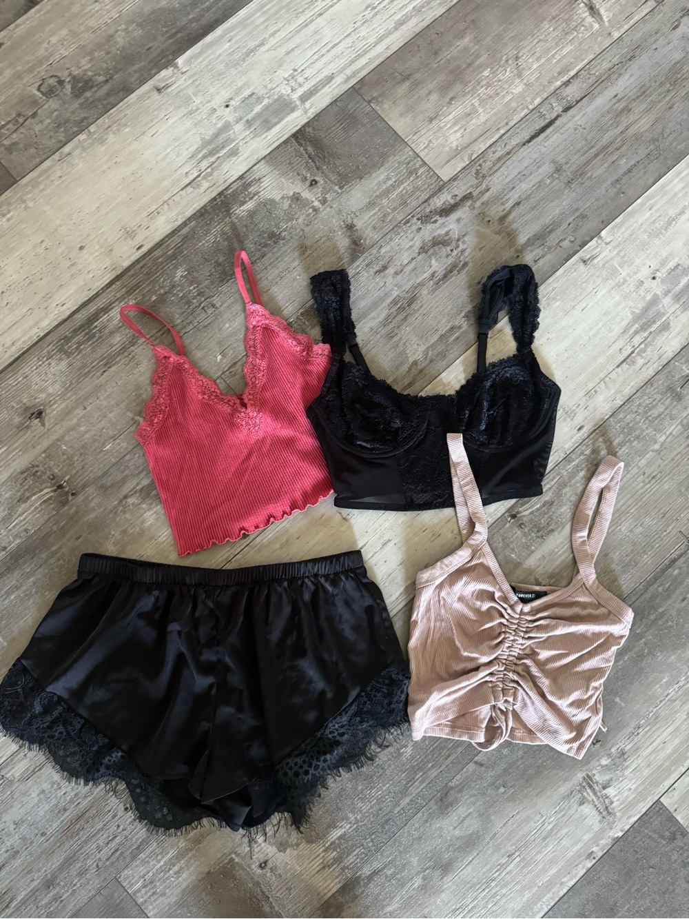 Forever 21 bundle tops and short